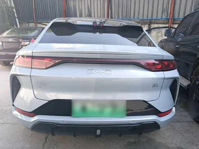 BYD Song L EV — Фото автомобиля 5