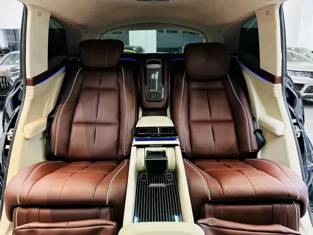 Mercedes-Benz GLS-Class — Фото автомобиля 7