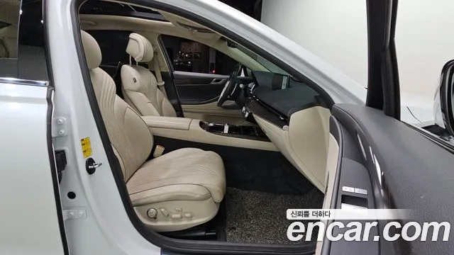 Genesis G80 Бензин 3.5 турбо AWD — Фото автомобиля 12