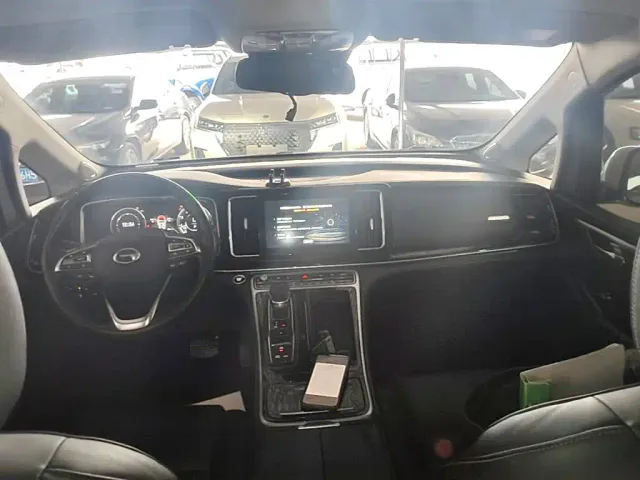 GAC Trumpchi M8 — Фото автомобиля 9