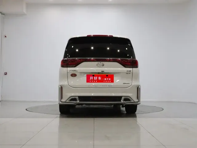 GAC Trumpchi M8 — Фото автомобиля 6
