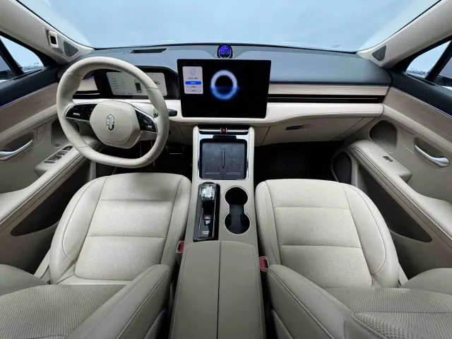 Aito M5 — Фото автомобиля 12