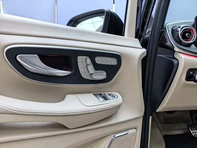 Mercedes-Benz V-Class — Фото автомобиля 5