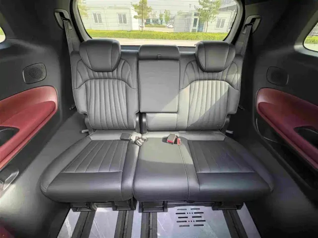 GAC Trumpchi M8 — Фото автомобиля 16