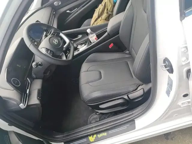 Hyundai Elantra 2023 1.5L CVT GLX Elite Edition — Фото автомобиля 14