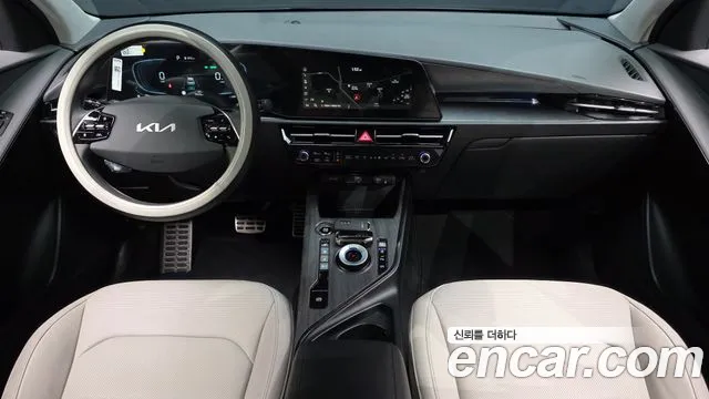 Kia Niro The All New Niro Signature — Фото автомобиля 6