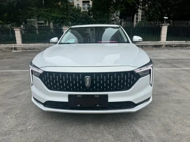 Bestune B70 — Фото автомобиля 2