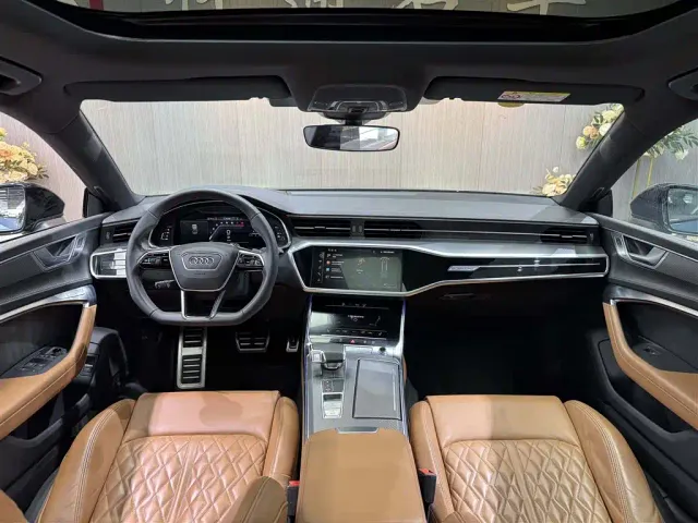 Audi A7L — Фото автомобиля 6