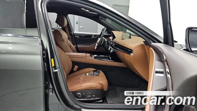 Genesis G80 Бензин 2.5 турбо AWD — Фото автомобиля 12