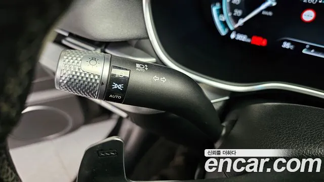 Genesis G80 Electrified G80 (RG3) — Фото автомобиля 18