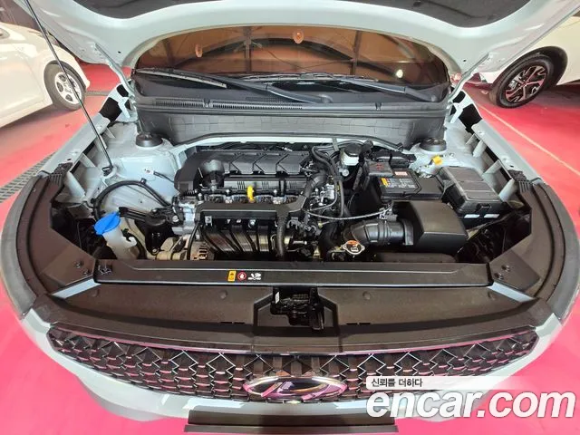 Hyundai Venue — Фото автомобиля 6
