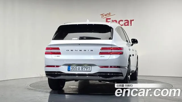 Genesis GV80 2.5T Бензин AWD — Фото автомобиля 3