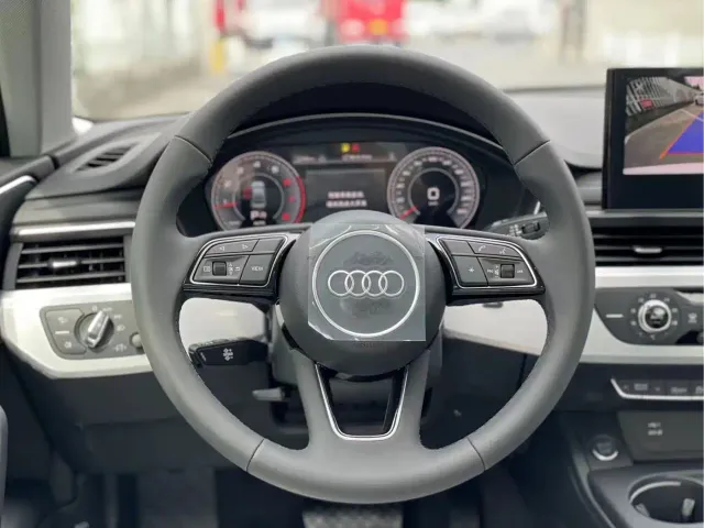 Audi A4L — Фото автомобиля 6