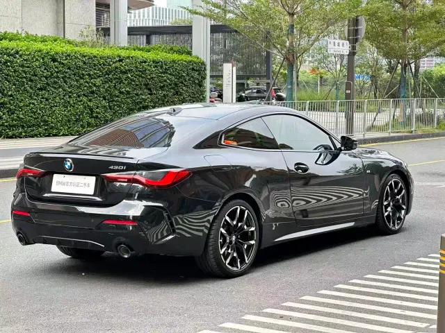 BMW BMW 4 Series 2024 430i M Sport Shadow Edition — Фото автомобиля 5