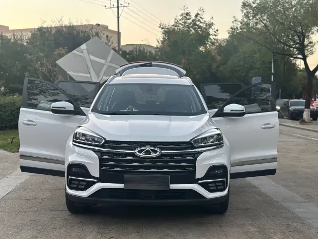 Chery Tiggo 8 — Фото автомобиля 15