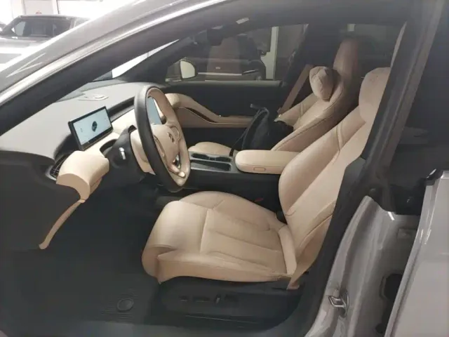 Nio ET5 Touring — Фото автомобиля 14