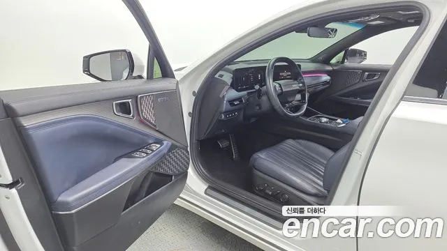 Kia K8 K8 (New) Hybrid — Фото автомобиля 10