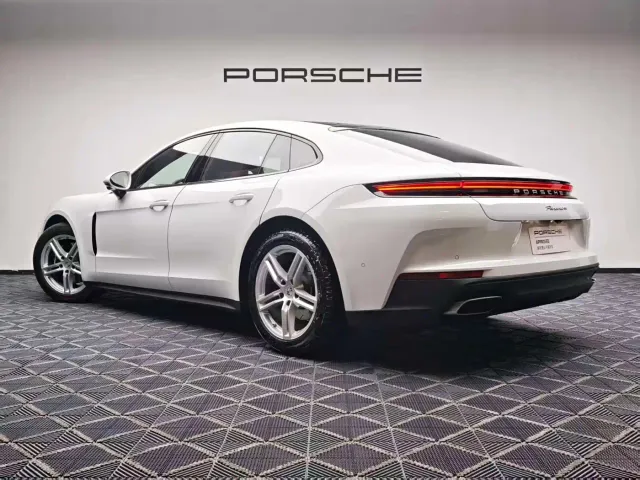 Porsche Panamera — Фото автомобиля 2