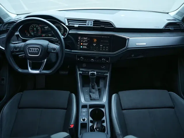 Audi Q3 — Фото автомобиля 9