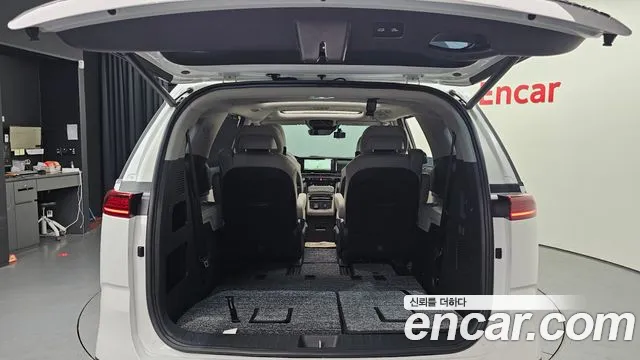 Kia Canival Carnival 4 поколение 7 мест Signature — Фото автомобиля 20