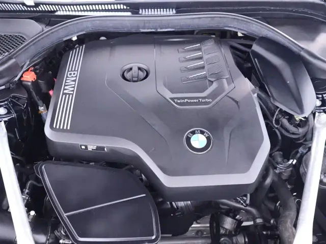 BMW 5 Series — Фото автомобиля 24