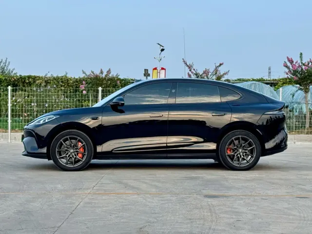 IM Motors LS6 — Фото автомобиля 3