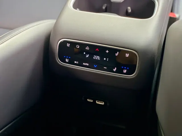 Leapmotor C16 — Фото автомобиля 20