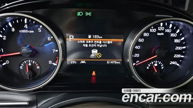 Kia Canival Carnival 4 поколение Бензин 9 мест Prestige — Фото автомобиля 8
