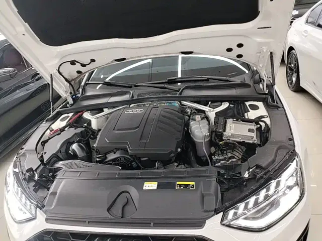 Audi A4L — Фото автомобиля 19