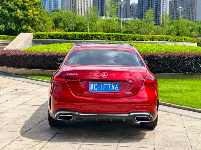 Mercedes-Benz C-Class — Фото автомобиля 16