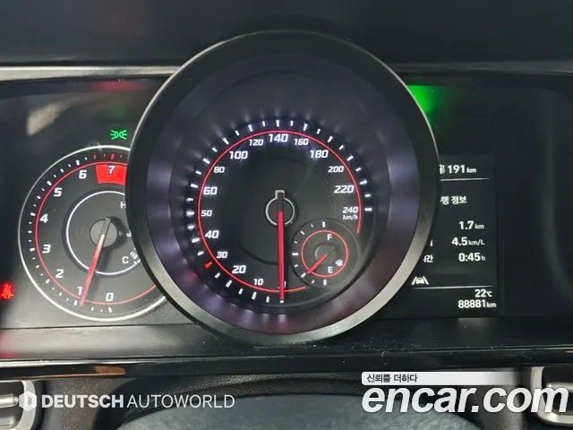Hyundai Avante CN7 — Фото автомобиля 8
