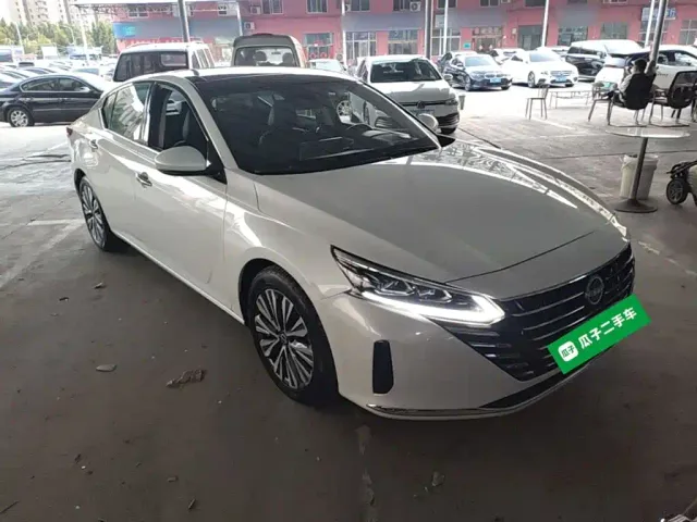 Nissan Teana — Фото автомобиля 21