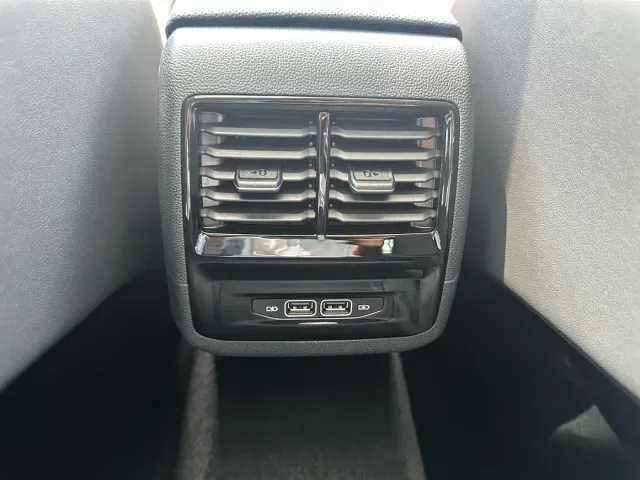 Volkswagen Sagitar — Фото автомобиля 16