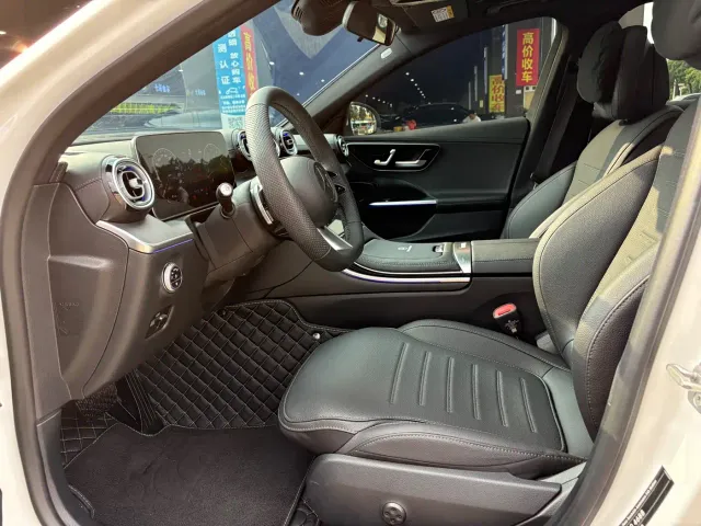 Mercedes-Benz C-Class — Фото автомобиля 8