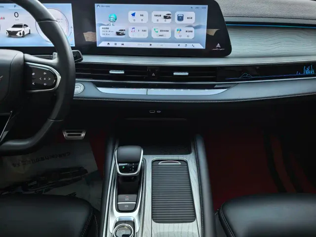 Chery Arrizo 8 — Фото автомобиля 12
