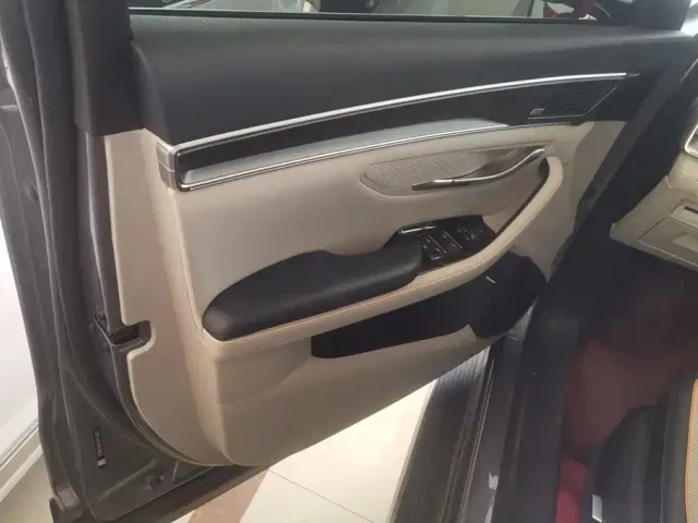 BYD Song PLUS — Фото автомобиля 7