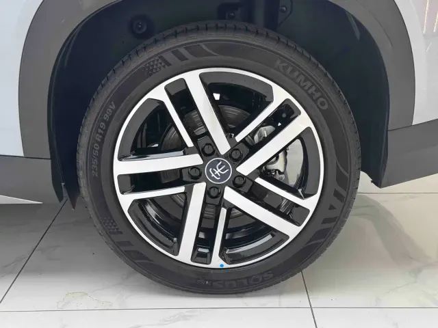 BYD Song L DM-i — Фото автомобиля 6