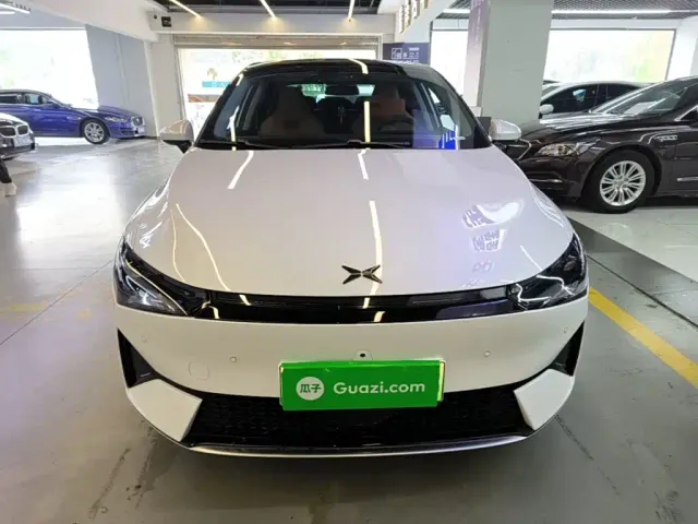 Xpeng P5 — Фото автомобиля 2