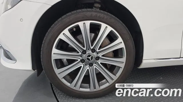 Mercedes-Benz E-Class E-класс W213 E350 4MATIC Exclusive — Фото автомобиля 5