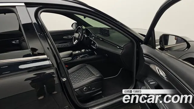 Genesis GV70 2.2 Дизель AWD — Фото автомобиля 10