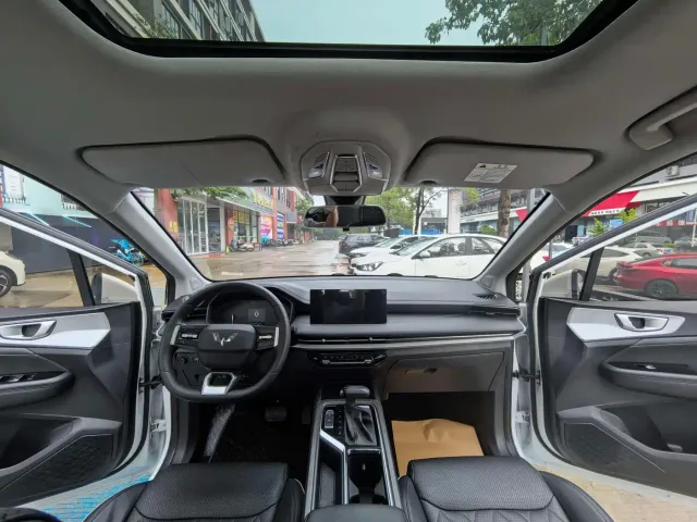 Wuling Jiachen — Фото автомобиля 14