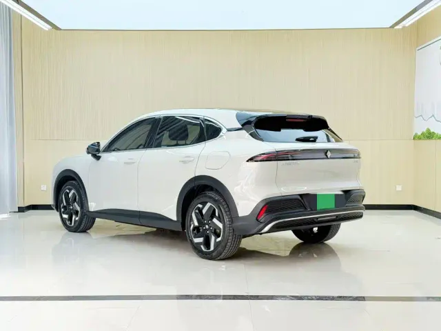 Baojun Yunhai — Фото автомобиля 22