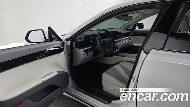 Hyundai Grandeur GN7 — Фото автомобиля 15