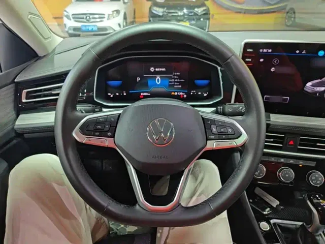 Volkswagen Sagitar — Фото автомобиля 10