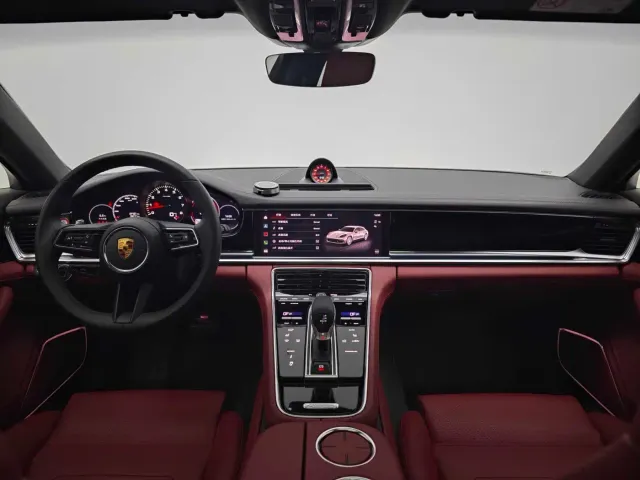 Porsche Panamera — Фото автомобиля 12