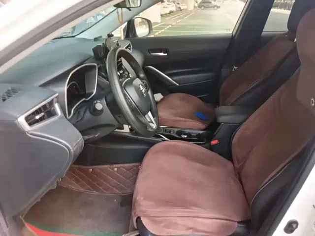 Toyota Frontlander 2023 2.0L CVT Luxury Edition — Фото автомобиля 11