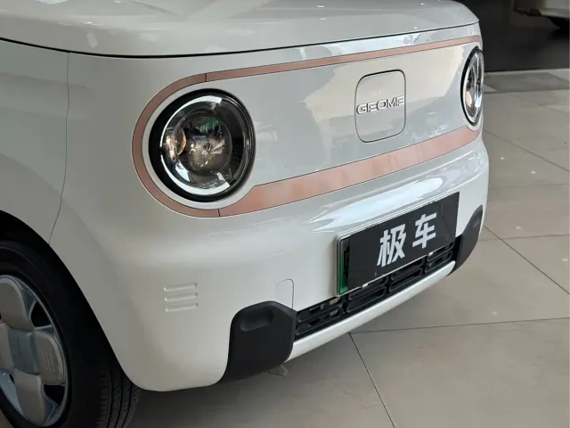 Geely Panda — Фото автомобиля 5