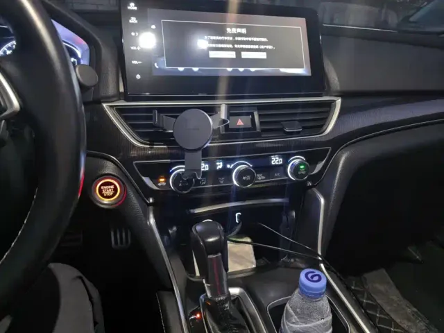 Honda Accord — Фото автомобиля 9