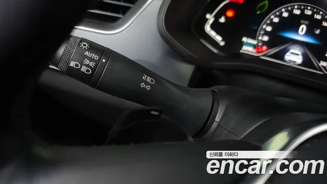 Renault Korea XM3 — Фото автомобиля 28