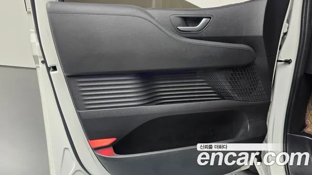 Hyundai Staria Staria — Фото автомобиля 19